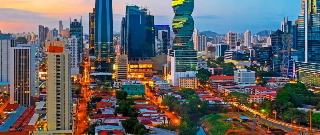 One of the notable aspects of Panama is its diverse population. With a mix of North Americans, Europeans, and locals, Panama has developed into a cosmopolitan capital. English speakers can easily navigate the country, further enhancing the expat experience.
